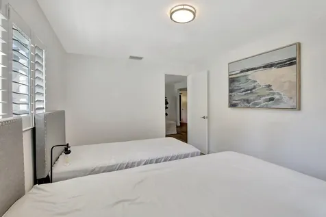 3019 N 57th Drive Hollywood FL 33021