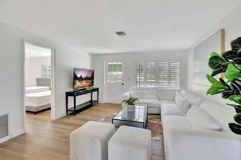 3019 N 57th Drive Hollywood FL 33021