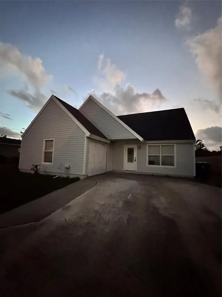 6040 Lace Wood Circle Lake Worth FL 33462