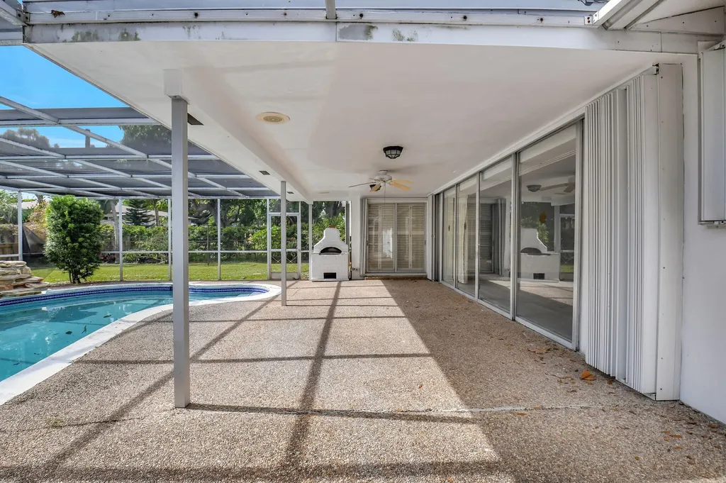 410 NW Spanish River Boulevard Boca Raton FL 33431