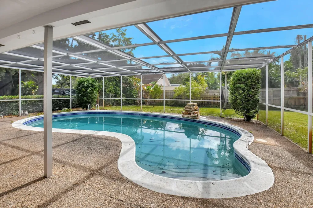 410 NW Spanish River Boulevard Boca Raton FL 33431
