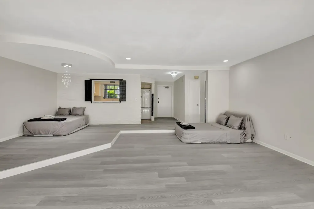 410 NW Spanish River Boulevard Boca Raton FL 33431