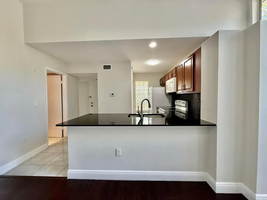 4807 Via Palm Lakes West Palm Beach FL 33417