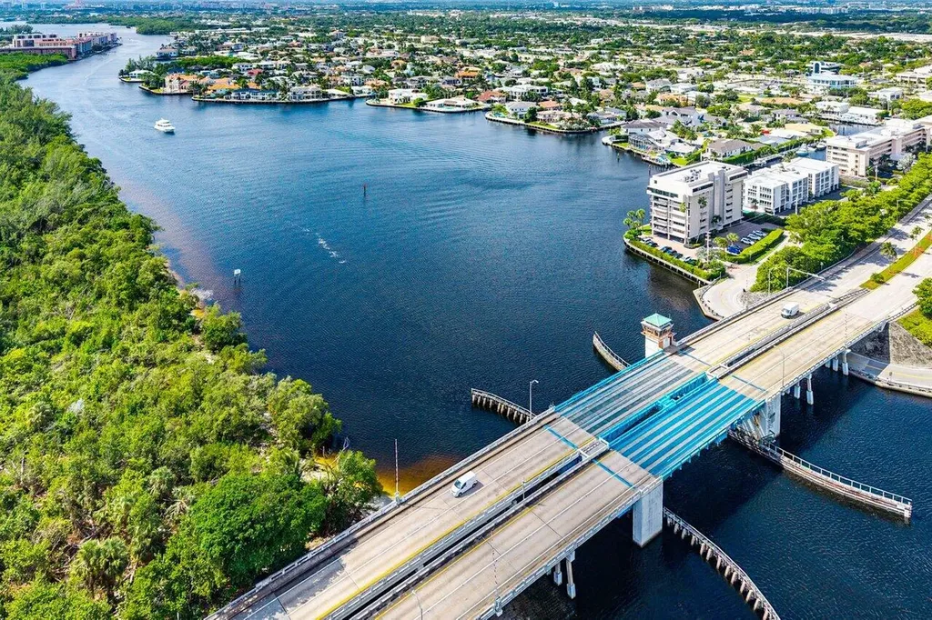 900 NE Spanish River Boulevard Boca Raton FL 33431