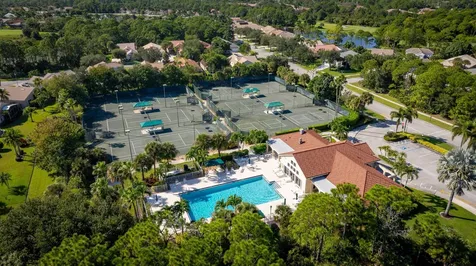 7008 SE Twin Oaks Circle Stuart FL 34997