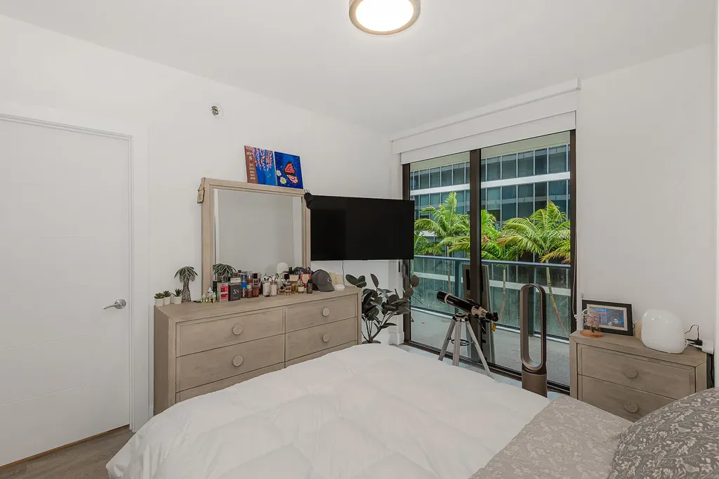 2960 NE 207th Street Aventura FL 33180