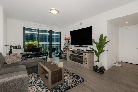2960 NE 207th Street Aventura FL 33180