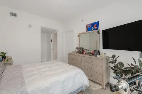 2960 NE 207th Street Aventura FL 33180