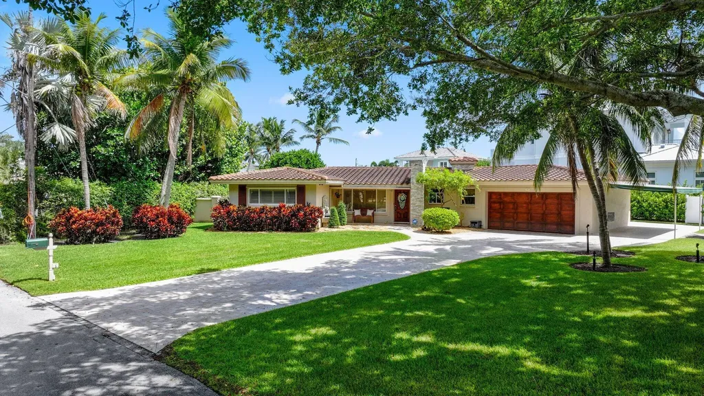 910 Banyan Drive Delray Beach FL 33483