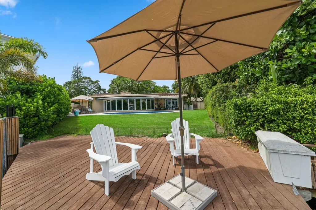 910 Banyan Drive Delray Beach FL 33483