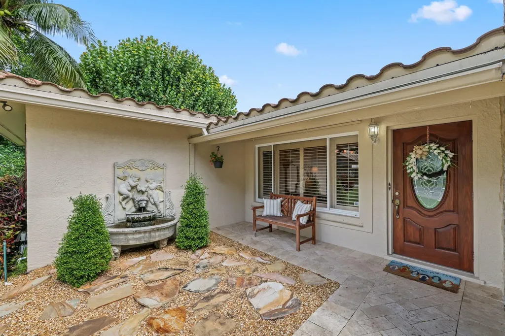 910 Banyan Drive Delray Beach FL 33483