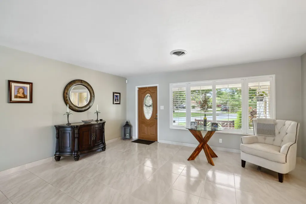 910 Banyan Drive Delray Beach FL 33483
