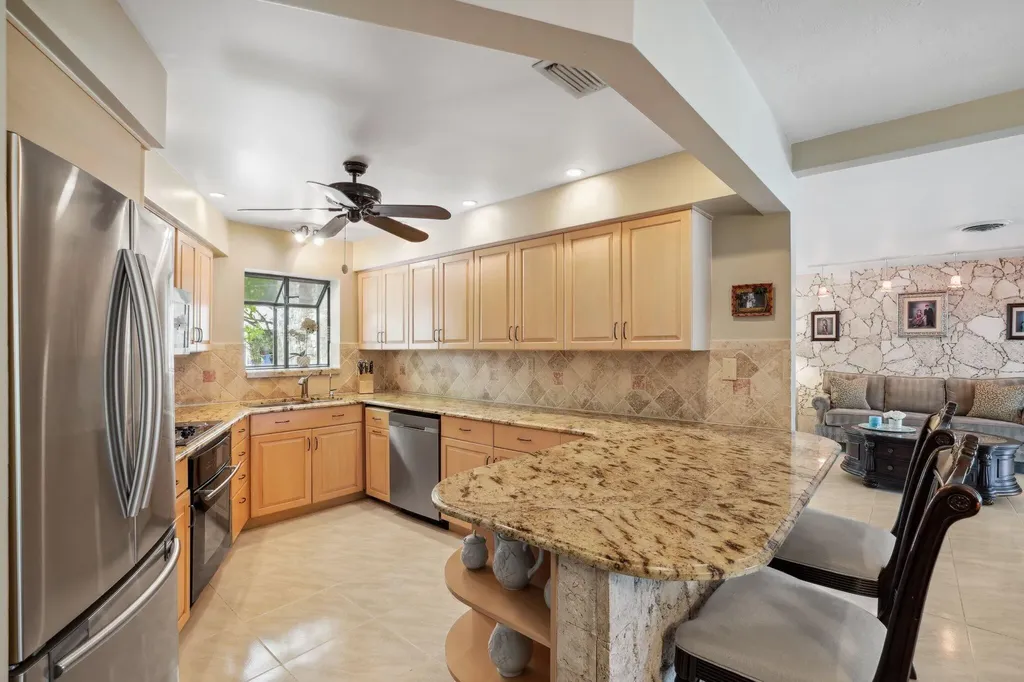910 Banyan Drive Delray Beach FL 33483