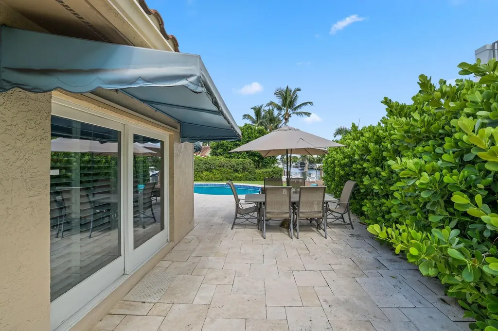 910 Banyan Drive Delray Beach FL 33483