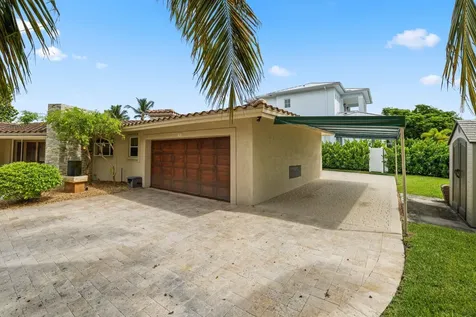 910 Banyan Drive Delray Beach FL 33483
