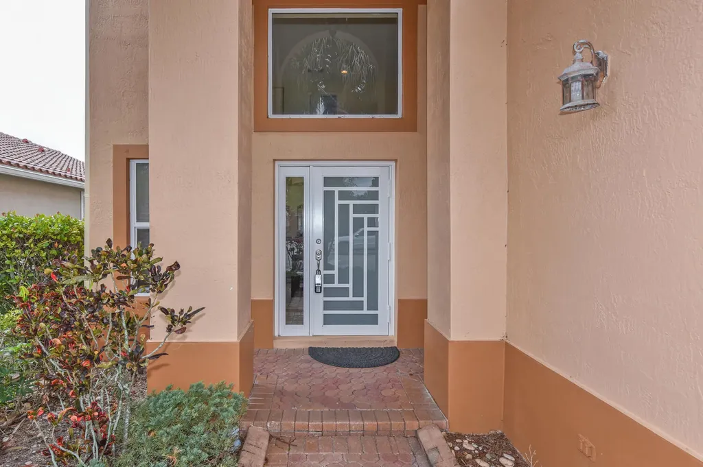 5049 NW 121st Drive Coral Springs FL 33076