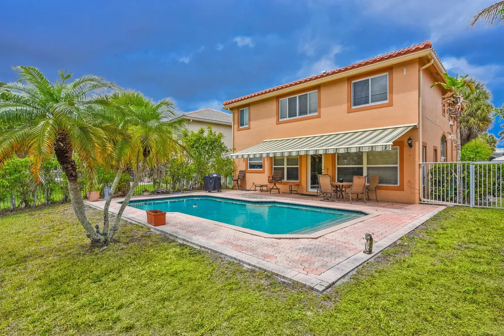5049 NW 121st Drive Coral Springs FL 33076