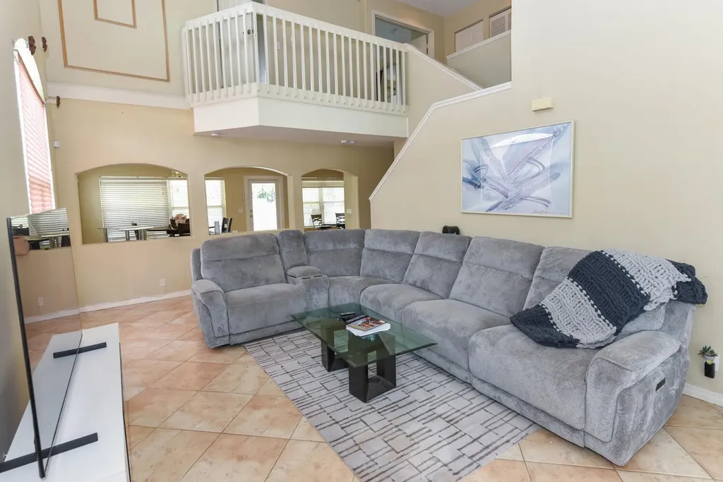 5049 NW 121st Drive Coral Springs FL 33076
