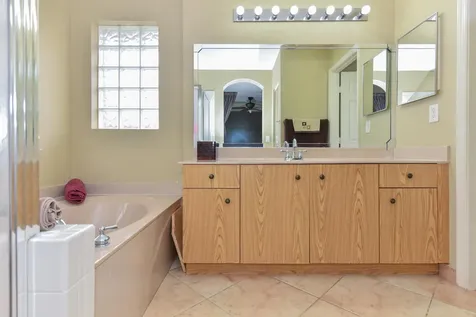 5049 NW 121st Drive Coral Springs FL 33076