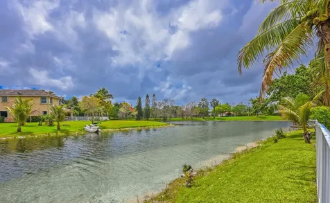 5049 NW 121st Drive Coral Springs FL 33076