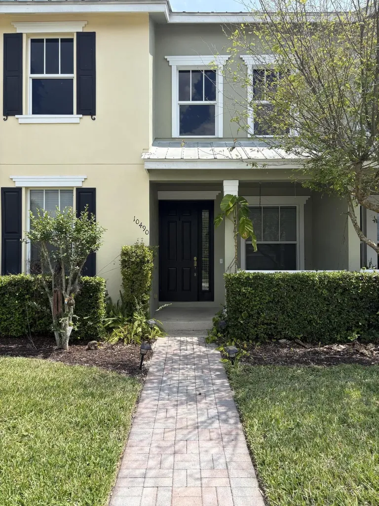 10490 SW Waterway Lane Port St Lucie FL 34987
