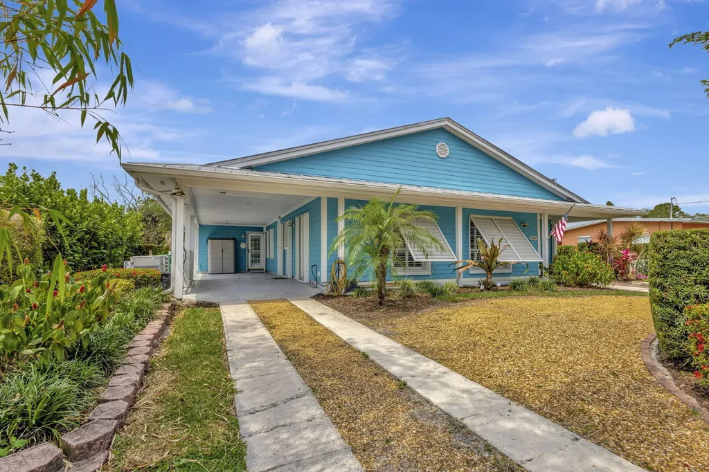 2940 SE Treasure Island Road Port St Lucie FL 34952