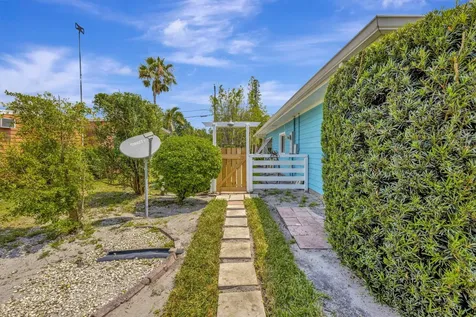 2940 SE Treasure Island Road Port St Lucie FL 34952