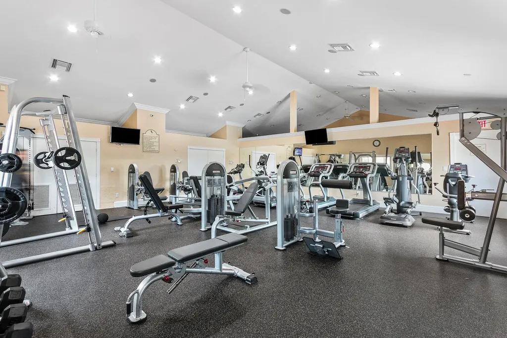 10889 Tamoron Lane Boca Raton FL 33498