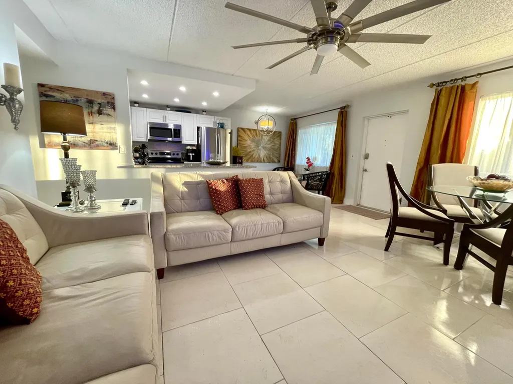3200 Springdale Boulevard Palm Springs FL 33461