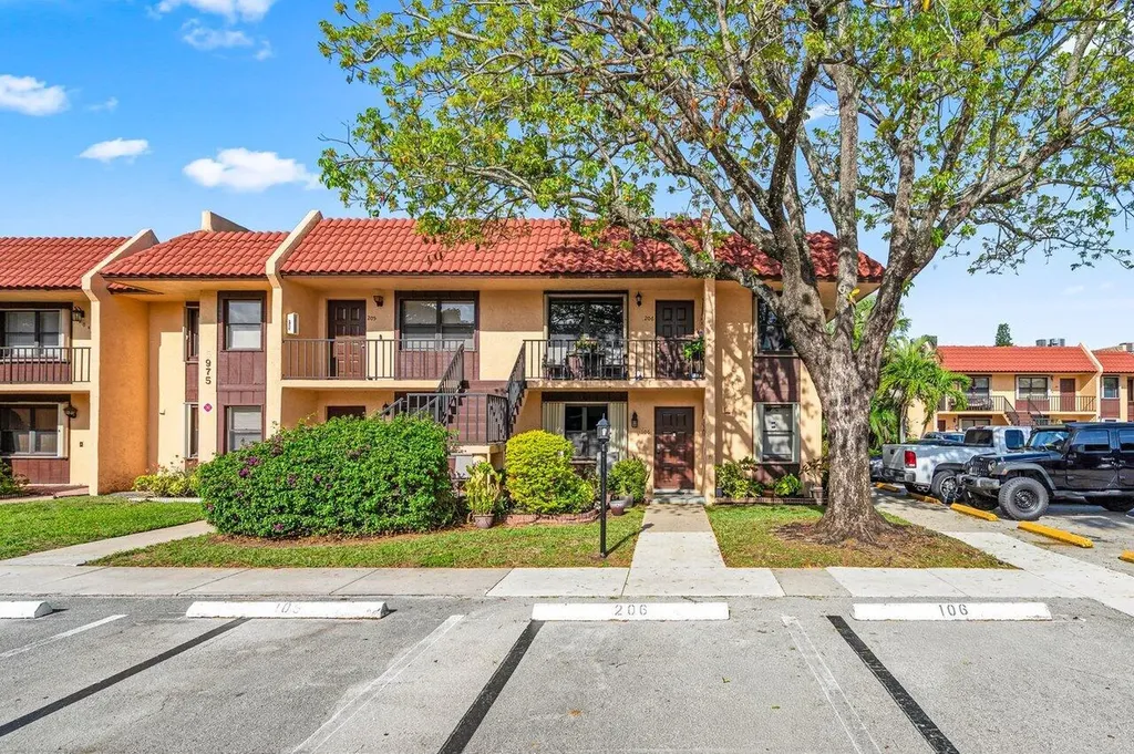 5975 Forest Hill Boulevard West Palm Beach FL 33415