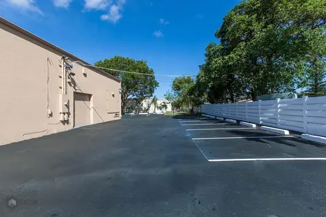 2050 N University Drive Sunrise FL
