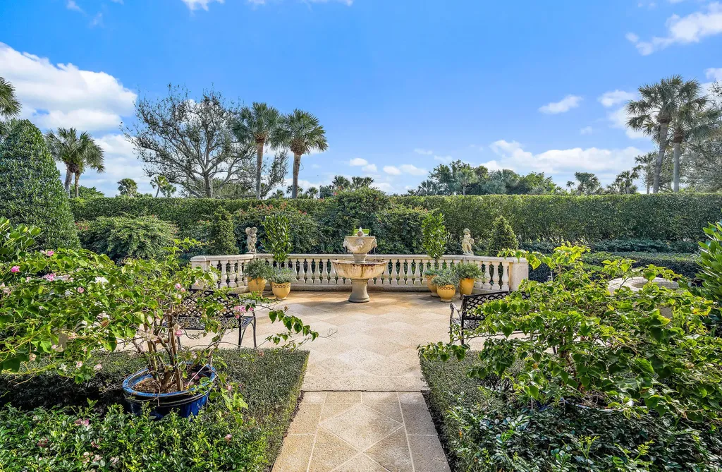 11818 Lost Tree Way North Palm Beach FL 33408