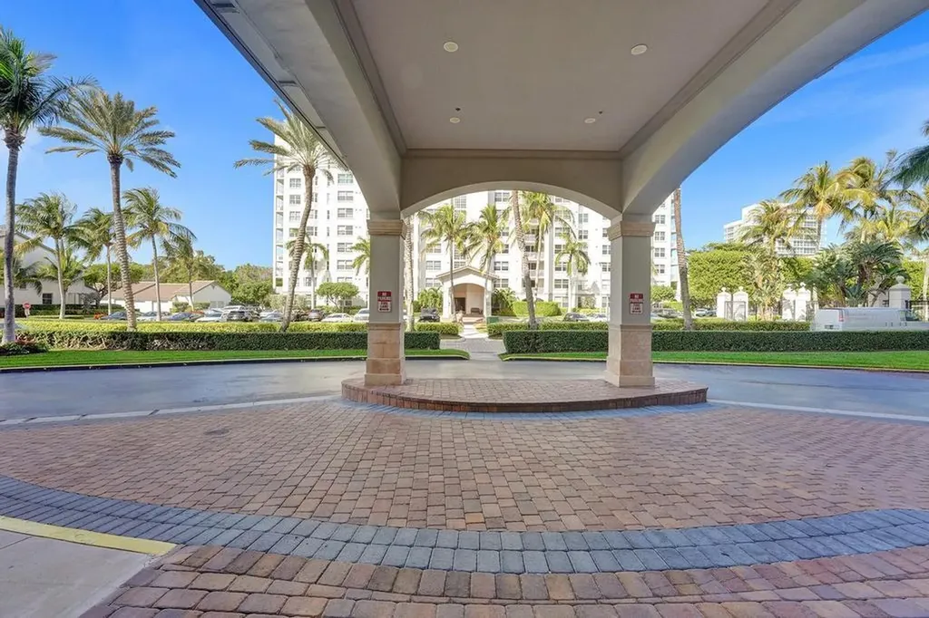 3606 S Ocean Boulevard Highland Beach FL 33487