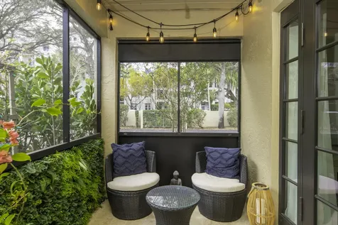 576 Westree Lane Plantation FL 33324
