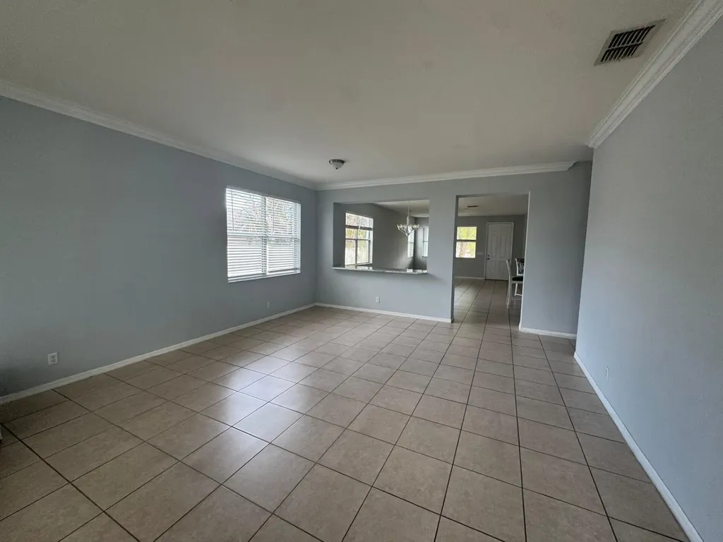 948 SW Jeremko Avenue Port St Lucie FL 34953