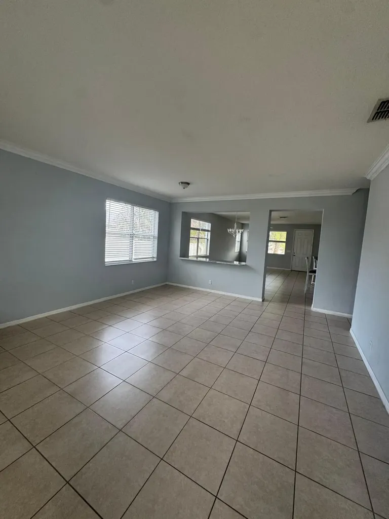 948 SW Jeremko Avenue Port St Lucie FL 34953