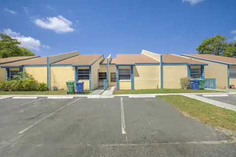 7418 NW 34th Street Lauderhill FL 33319