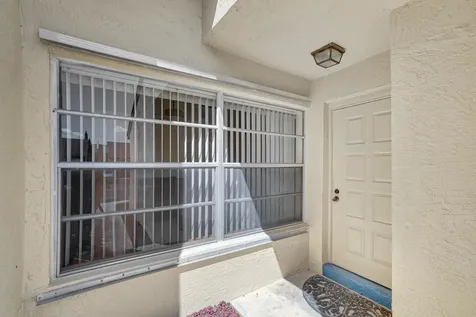 7418 NW 34th Street Lauderhill FL 33319