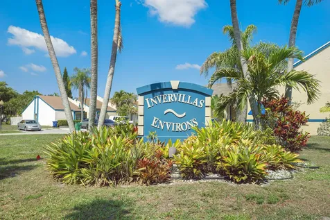 7418 NW 34th Street Lauderhill FL 33319
