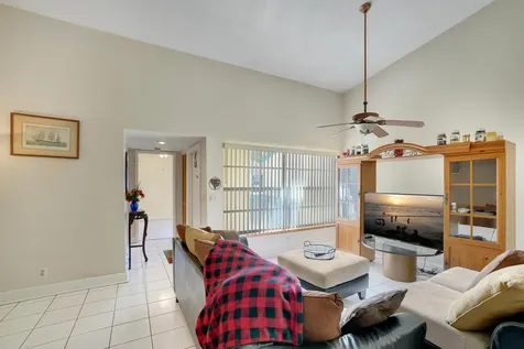 7418 NW 34th Street Lauderhill FL 33319
