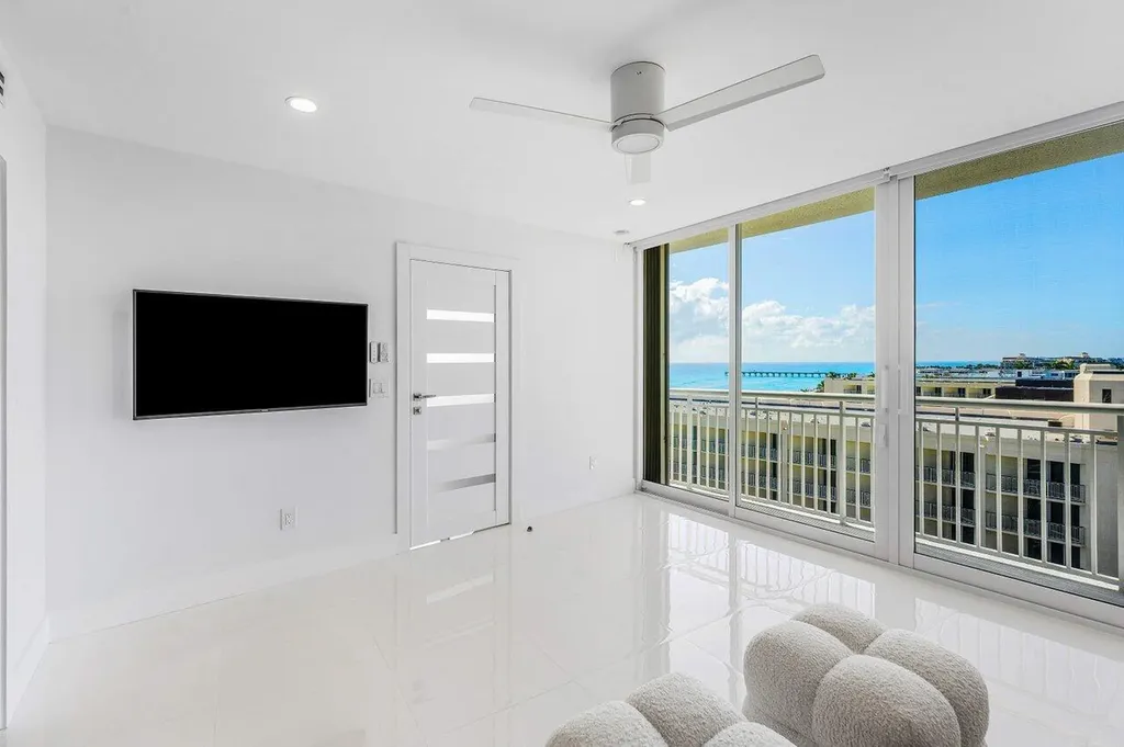 2780 S Ocean Boulevard Palm Beach FL 33480