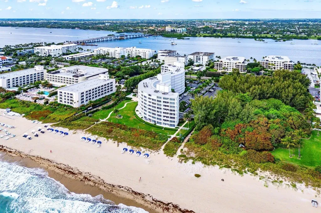 2780 S Ocean Boulevard Palm Beach FL 33480