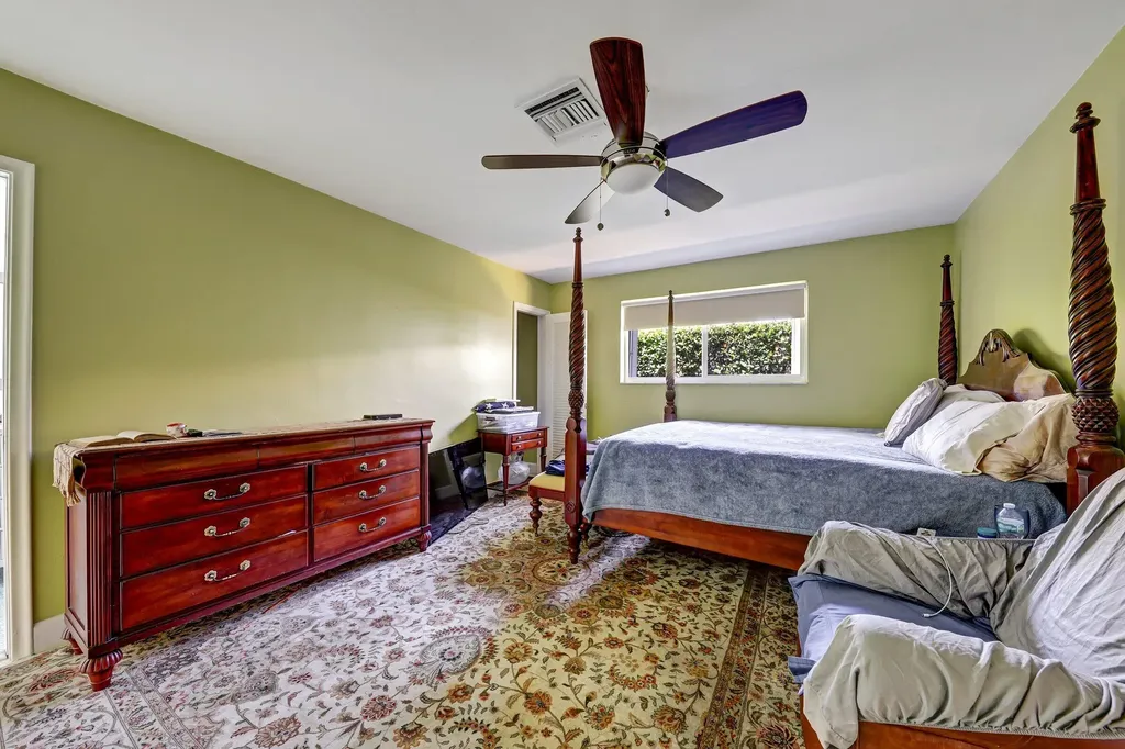 5921 NE 21st Circle Fort Lauderdale FL 33308