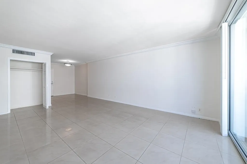 1200 West Avenue Miami Beach FL 33139