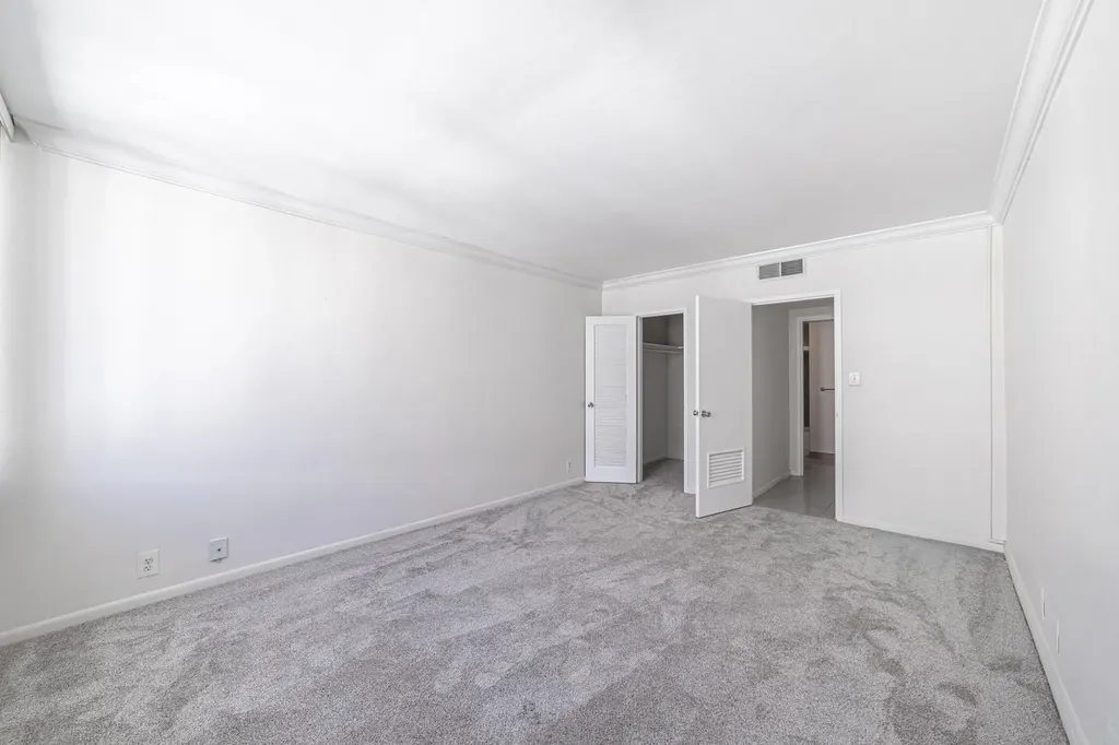 1200 West Avenue Miami Beach FL 33139