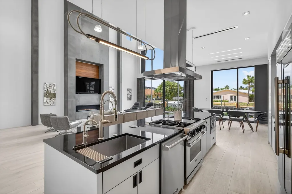 5211 NE 32nd Avenue Fort Lauderdale FL 33308