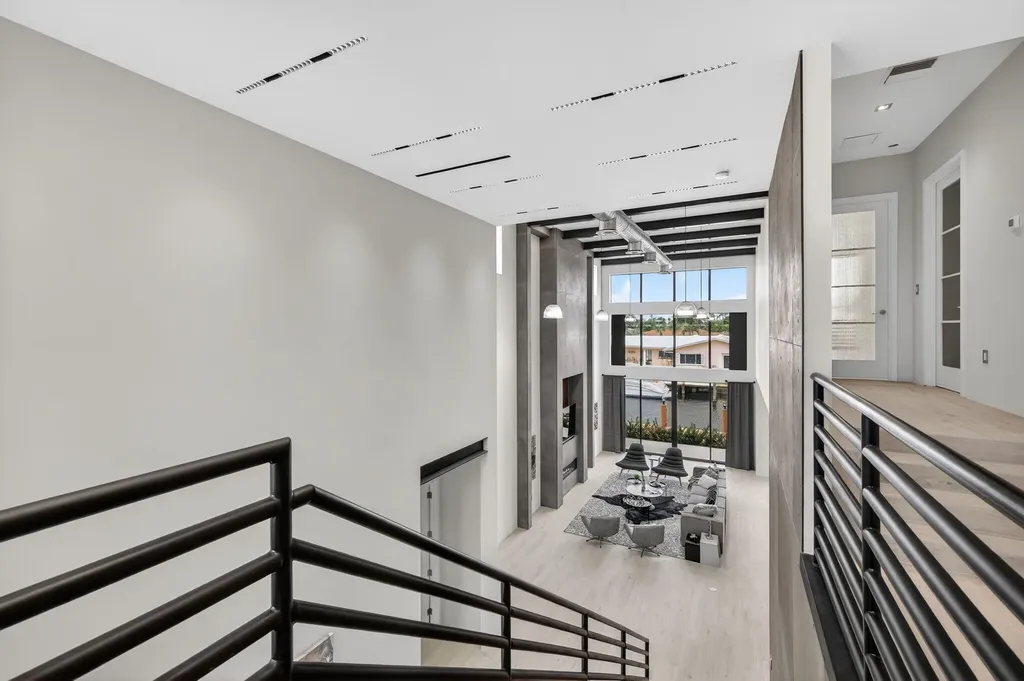 5211 NE 32nd Avenue Fort Lauderdale FL 33308
