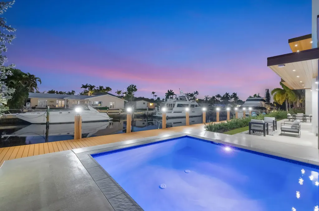 5211 NE 32nd Avenue Fort Lauderdale FL 33308