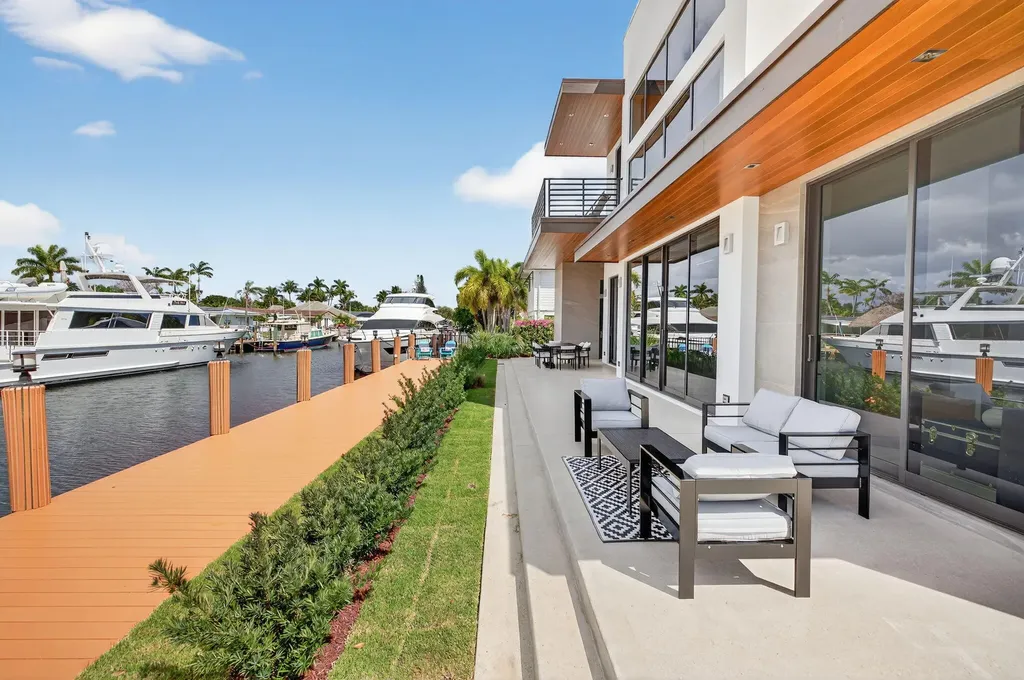 5211 NE 32nd Avenue Fort Lauderdale FL 33308