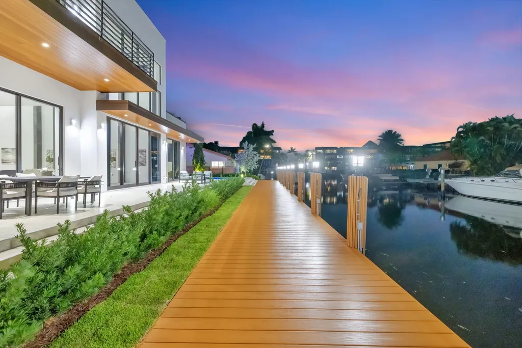 5211 NE 32nd Avenue Fort Lauderdale FL 33308